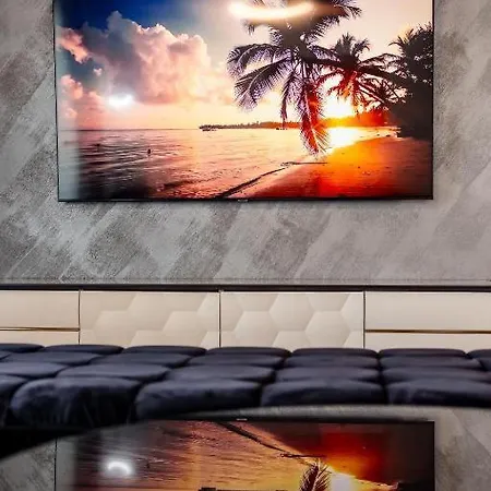 Black Pearl - Mamaia Nord Apartament *