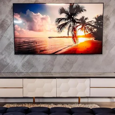 Black Pearl - Mamaia Nord Apartament *