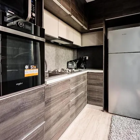Black Pearl - Mamaia Nord Apartament *